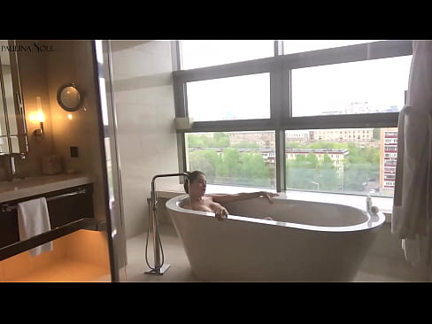 ❤️ Banget babe passionately jerking mati dheweke pus ing jedhing ️ Saru keras ing kita